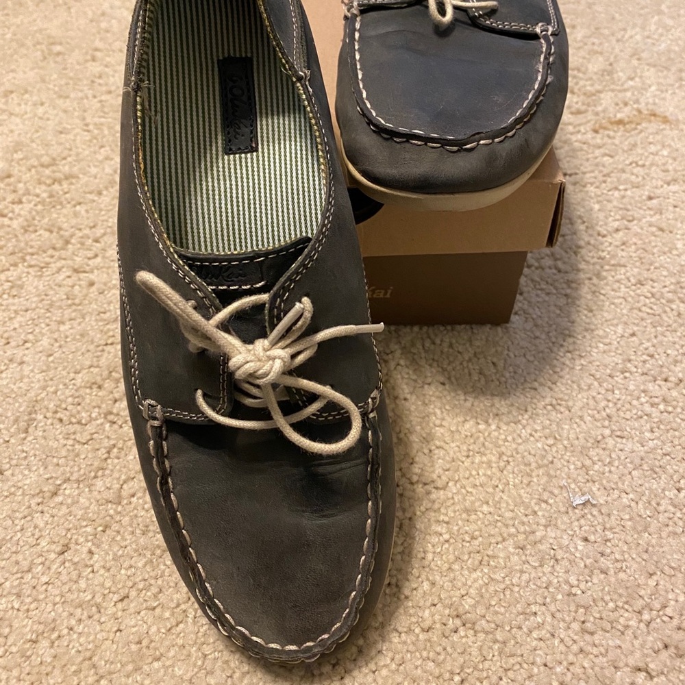 OluKai Heleuma Leather Blue (Size 8)